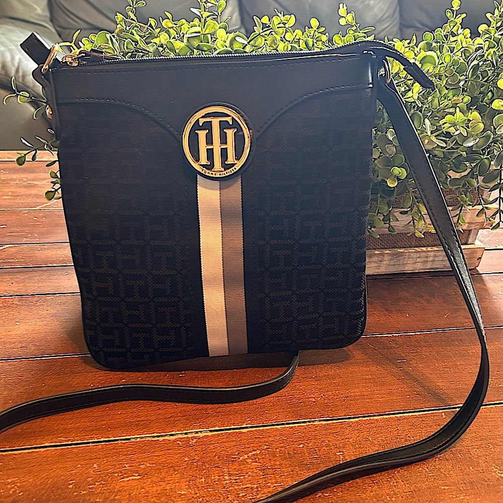 Tommy Hilfiger Satchel Purse